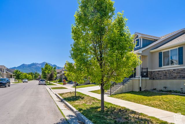 178 E FLICKER DR, Sandy, UT 84070