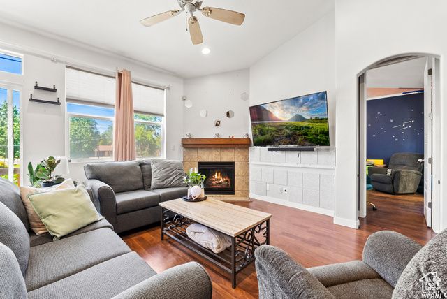 178 E FLICKER DR, Sandy, UT 84070