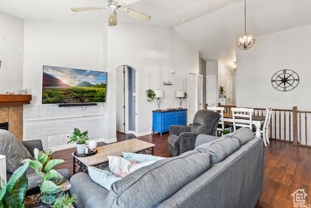 178 E FLICKER DR, Sandy, UT 84070