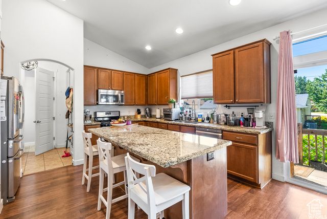 178 E FLICKER DR, Sandy, UT 84070