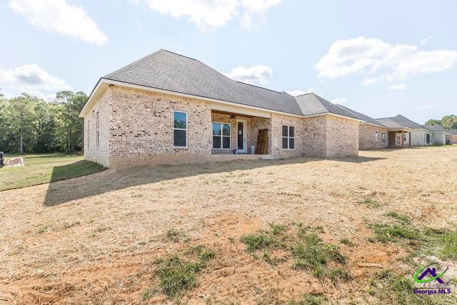 107 River Ridge Drive, Hawkinsville, GA 31036