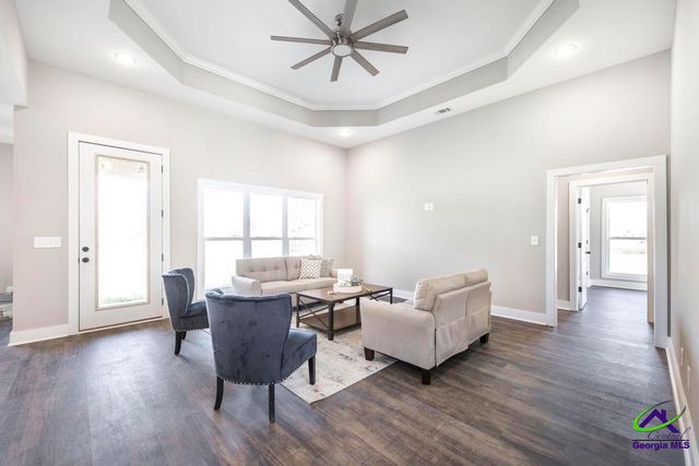 107 River Ridge Drive, Hawkinsville, GA 31036