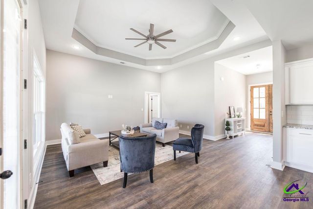 107 River Ridge Drive, Hawkinsville, GA 31036