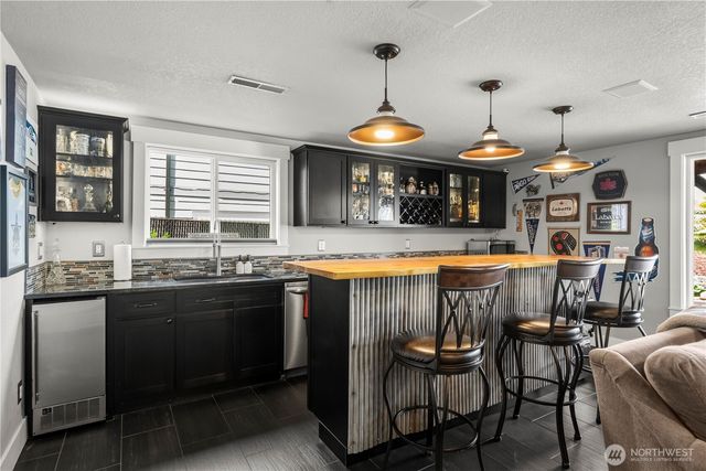 1601 Tacoma Point Drive E, Lake Tapps, WA 98391