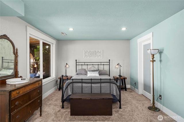 1601 Tacoma Point Drive E, Lake Tapps, WA 98391