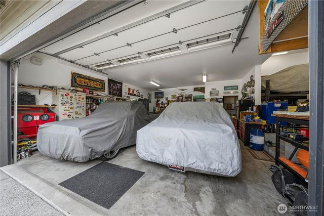 1601 Tacoma Point Drive E, Lake Tapps, WA 98391