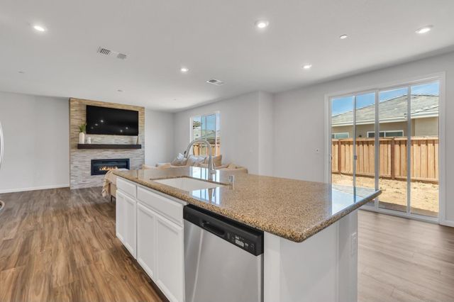 9597 Ogden Ranch Rd, Sacramento, CA 95829