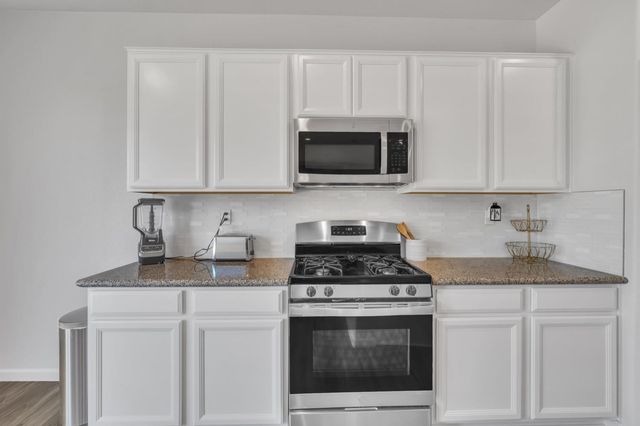 9597 Ogden Ranch Rd, Sacramento, CA 95829