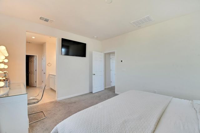 9597 Ogden Ranch Rd, Sacramento, CA 95829