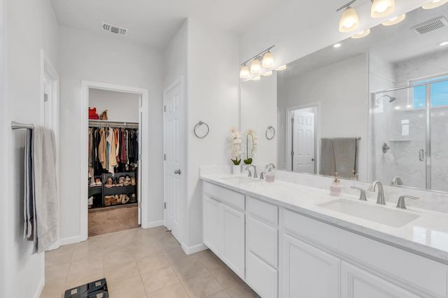 9597 Ogden Ranch Rd, Sacramento, CA 95829