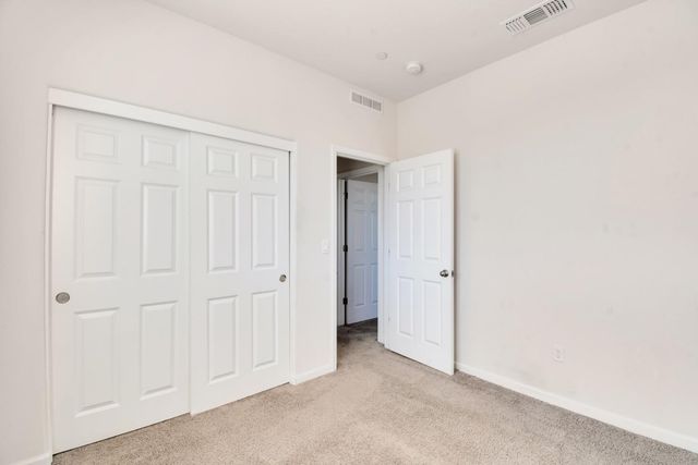 9597 Ogden Ranch Rd, Sacramento, CA 95829