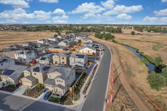 9597 Ogden Ranch Rd, Sacramento, CA 95829