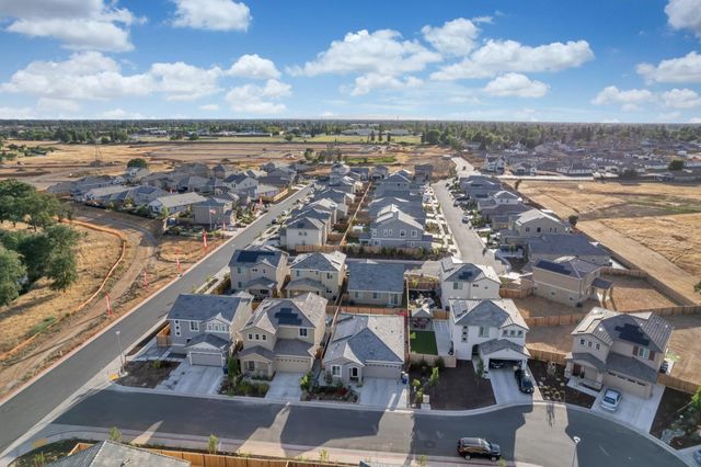 9597 Ogden Ranch Rd, Sacramento, CA 95829