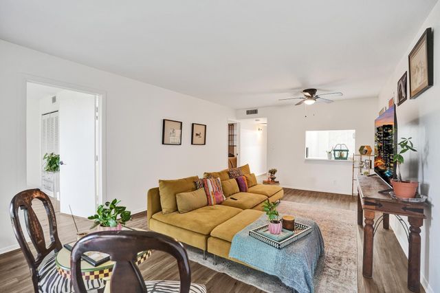 9460 TANGERINE Place 408, Davie, FL 33324