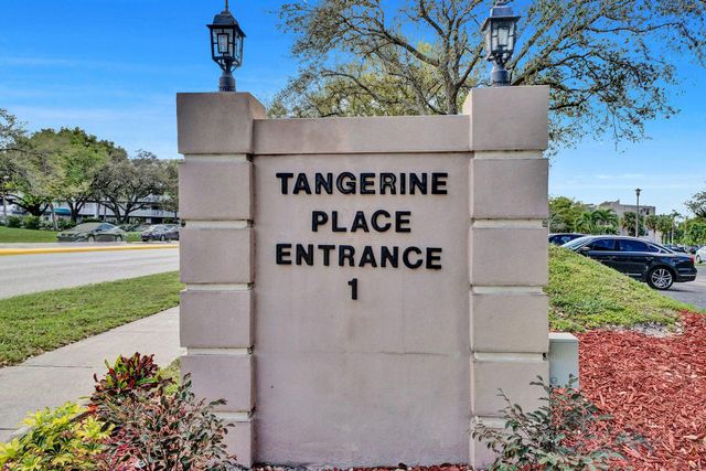 9460 TANGERINE Place 408, Davie, FL 33324