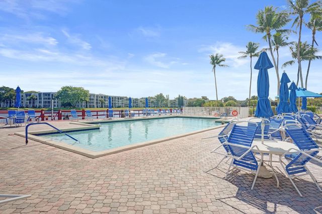 9460 TANGERINE Place 408, Davie, FL 33324