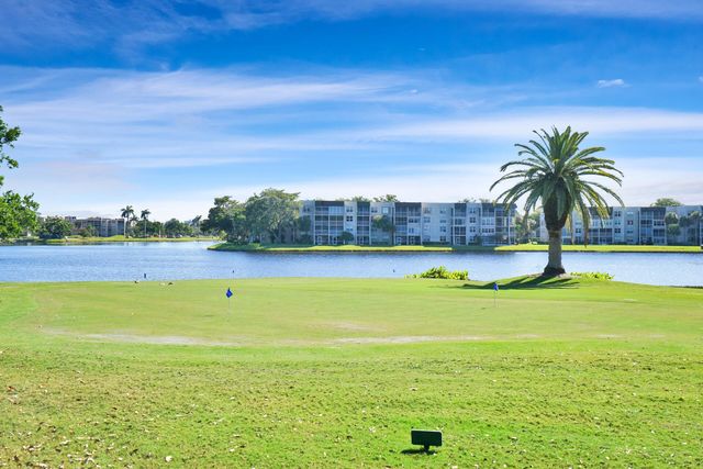 9460 TANGERINE Place 408, Davie, FL 33324