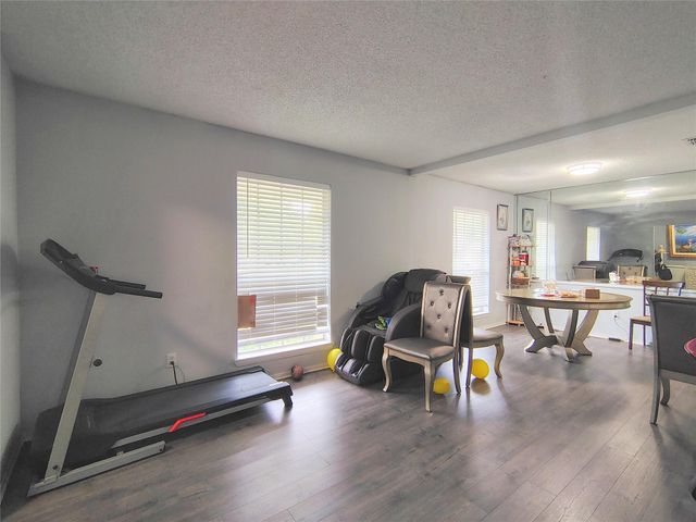 2227 Quail Valley East Drive, Missouri City, TX 77459