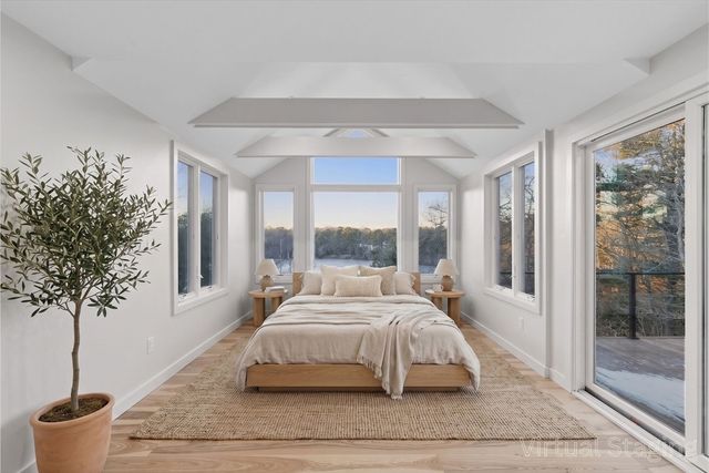 162 Main St, Barnstable, MA 02655