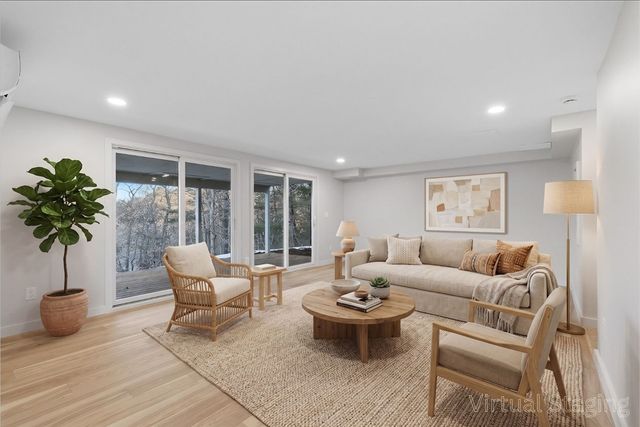 162 Main St, Barnstable, MA 02655