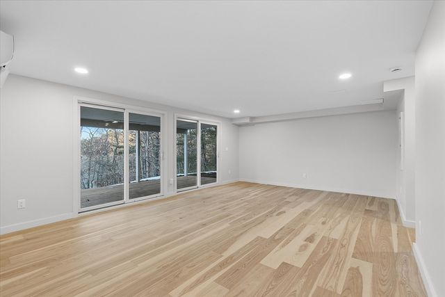 162 Main St, Barnstable, MA 02655