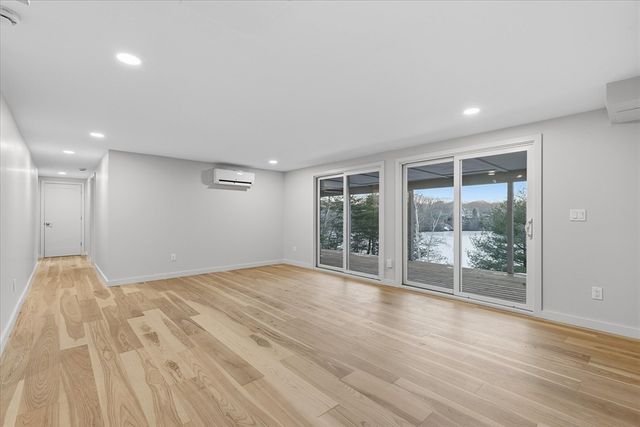 162 Main St, Barnstable, MA 02655