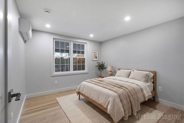 162 Main St, Barnstable, MA 02655