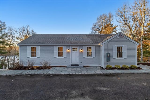 162 Main St, Barnstable, MA 02655