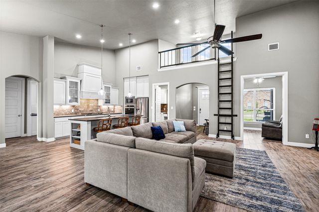 6324 Weatherby Road, Granbury, TX 76049