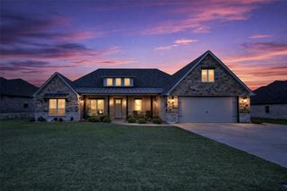 6324 Weatherby Road, Granbury, TX 76049