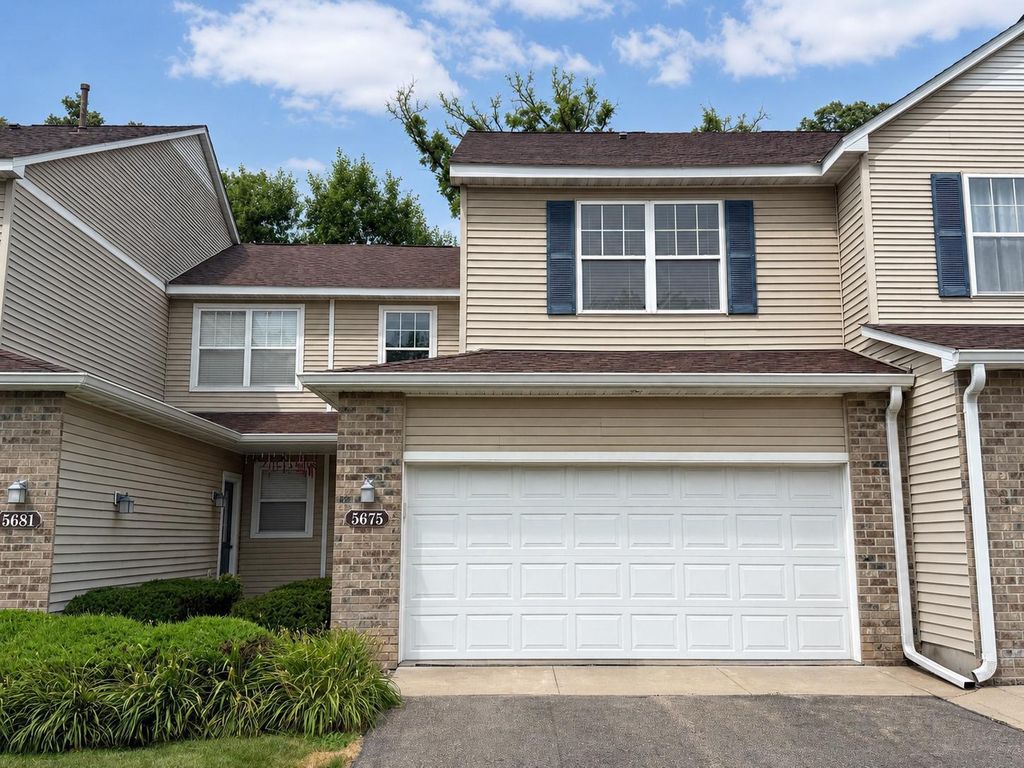 5675 200th Street W 703, Farmington, MN 55024 — photo 2