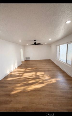 20585 Yucca Loma, Apple Valley, CA 92307