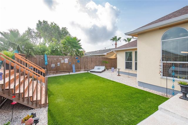 14122 ATASCADERA Ave, Corpus Christi, TX 78418