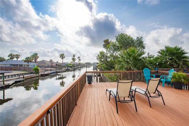 14122 ATASCADERA Ave, Corpus Christi, TX 78418