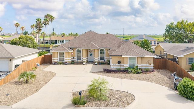 14122 ATASCADERA Ave, Corpus Christi, TX 78418