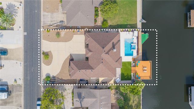 14122 ATASCADERA Ave, Corpus Christi, TX 78418