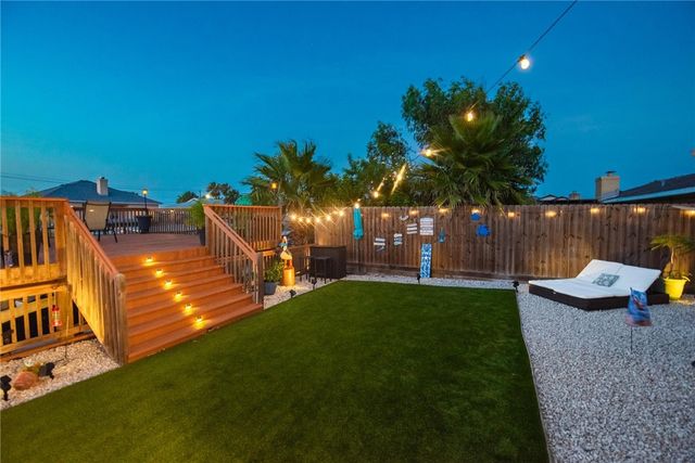 14122 ATASCADERA Ave, Corpus Christi, TX 78418