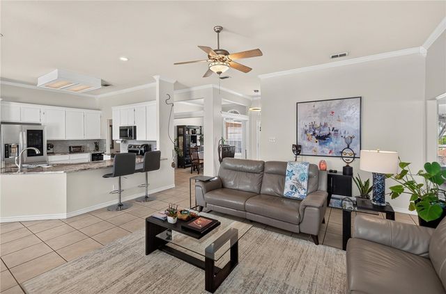 14122 ATASCADERA Ave, Corpus Christi, TX 78418