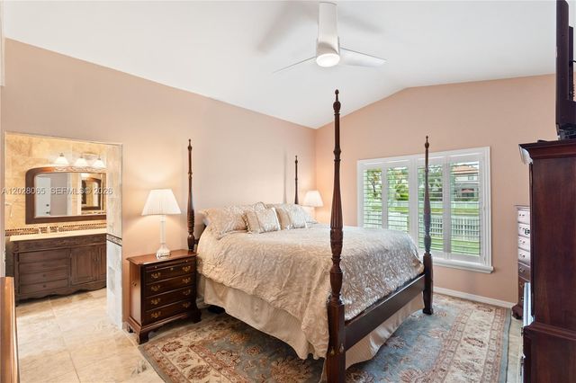1090 NW 192nd Ave, Pembroke Pines, FL 33029