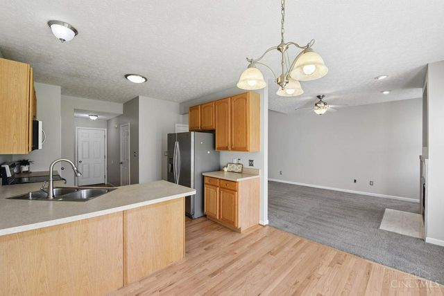 3855 Thorngate Drive, Mason, OH 45040