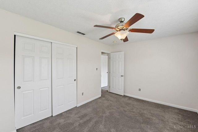 3855 Thorngate Drive, Mason, OH 45040