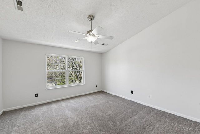 3855 Thorngate Drive, Mason, OH 45040