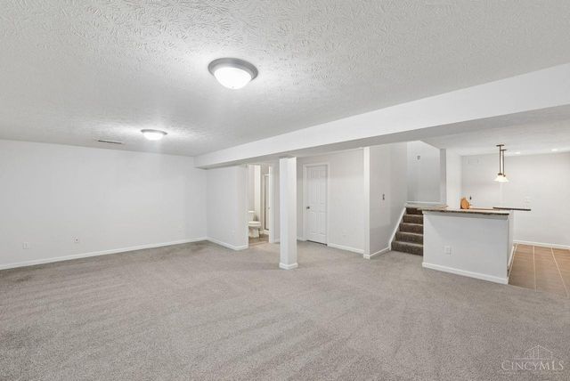 3855 Thorngate Drive, Mason, OH 45040