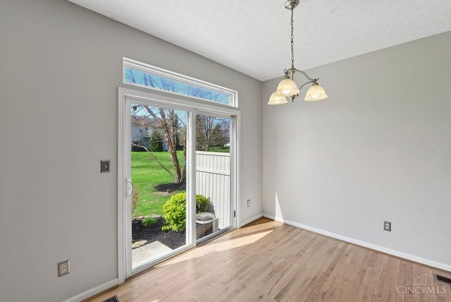 3855 Thorngate Drive, Mason, OH 45040