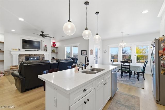 2440 South Zuni Avenue, Pahrump, NV 89048