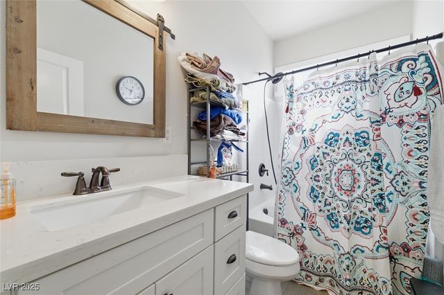 2440 South Zuni Avenue, Pahrump, NV 89048