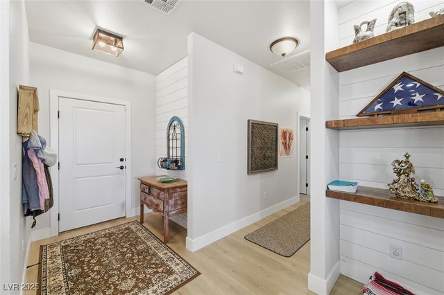 2440 South Zuni Avenue, Pahrump, NV 89048