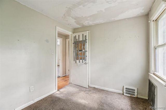 5935 Cadieux Road, Detroit, MI 48224