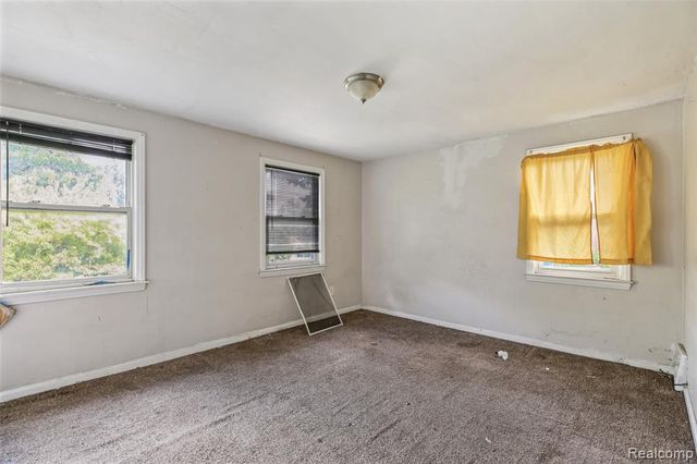5935 Cadieux Road, Detroit, MI 48224