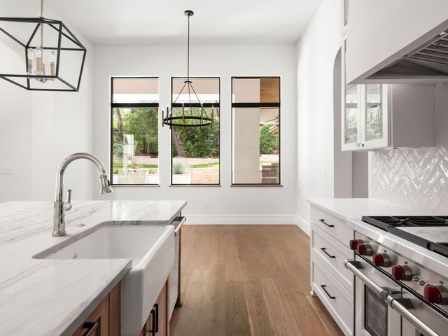 2702 Mountain Laurel DR, Austin, TX 78703